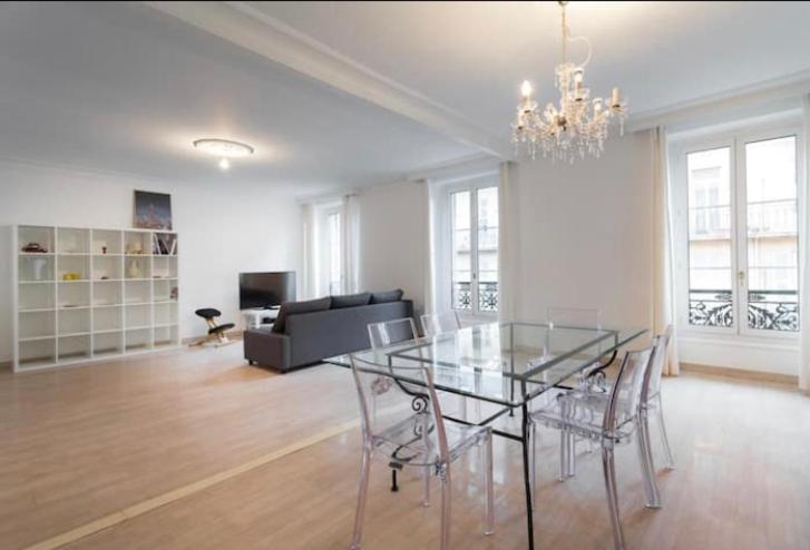 Big White Apartment นีซ ภายนอก รูปภาพ